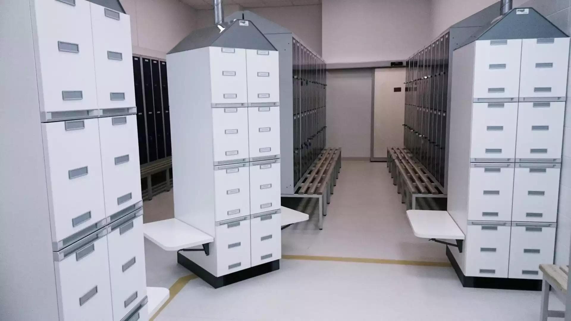 ISO standards for laboratories - how does equipment affect certification?